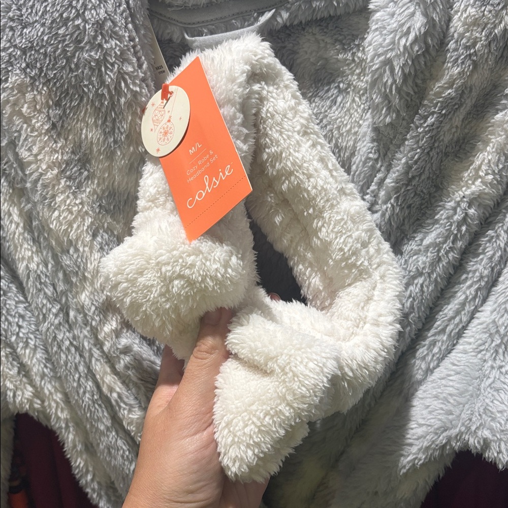 Cozy Snowflake Hooded Robe - Picture 2 of 3